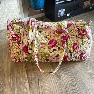 VERA BRADLEY Make Me Blush Duffel Bag